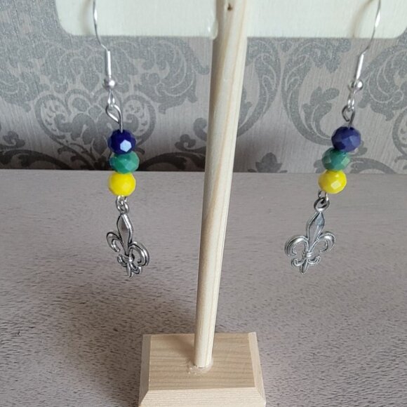 Jewelry - Fler de Lis Earrings